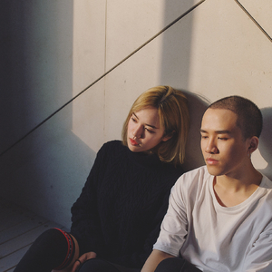 男女亲吻性视频
